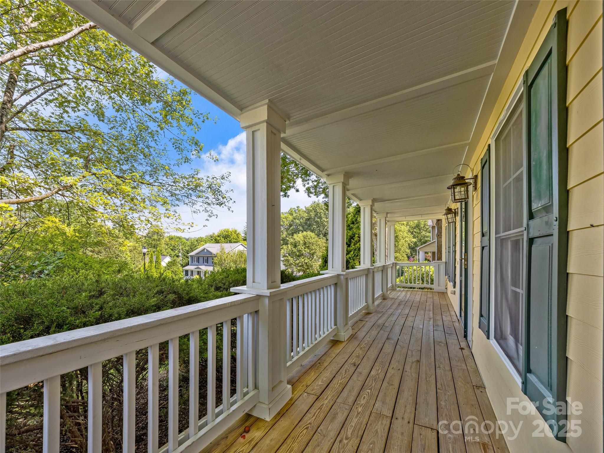 12 Whitleigh Court Arden NC 28704