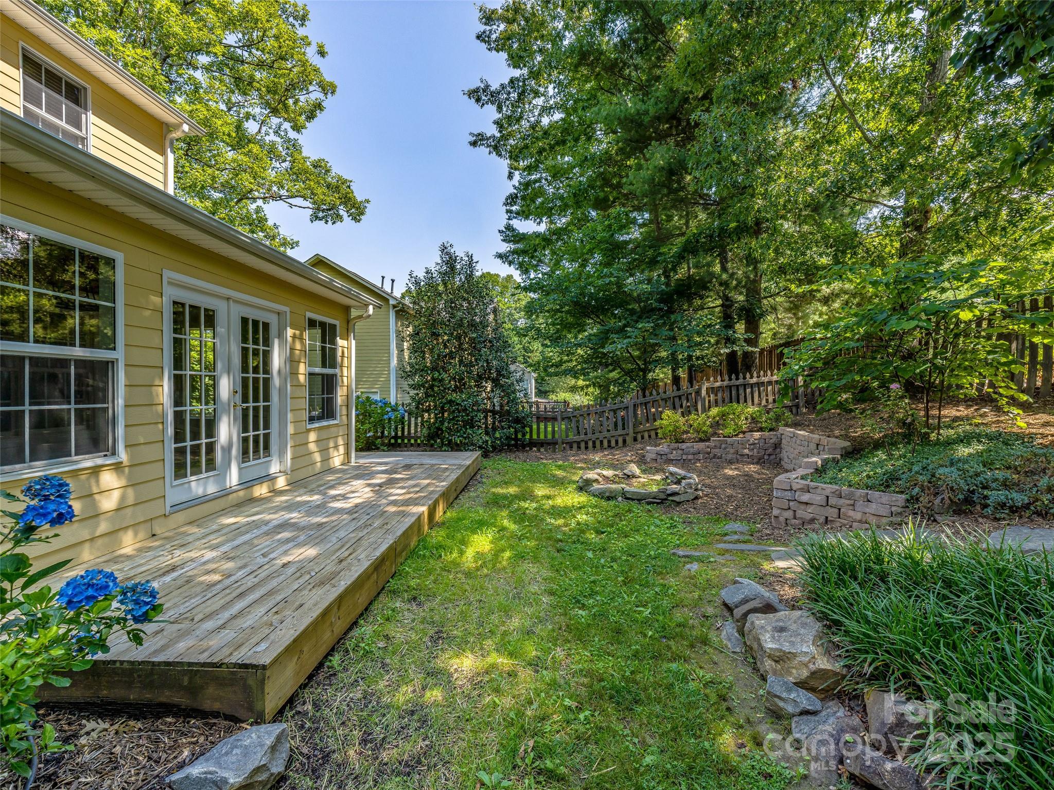 12 Whitleigh Court Arden NC 28704