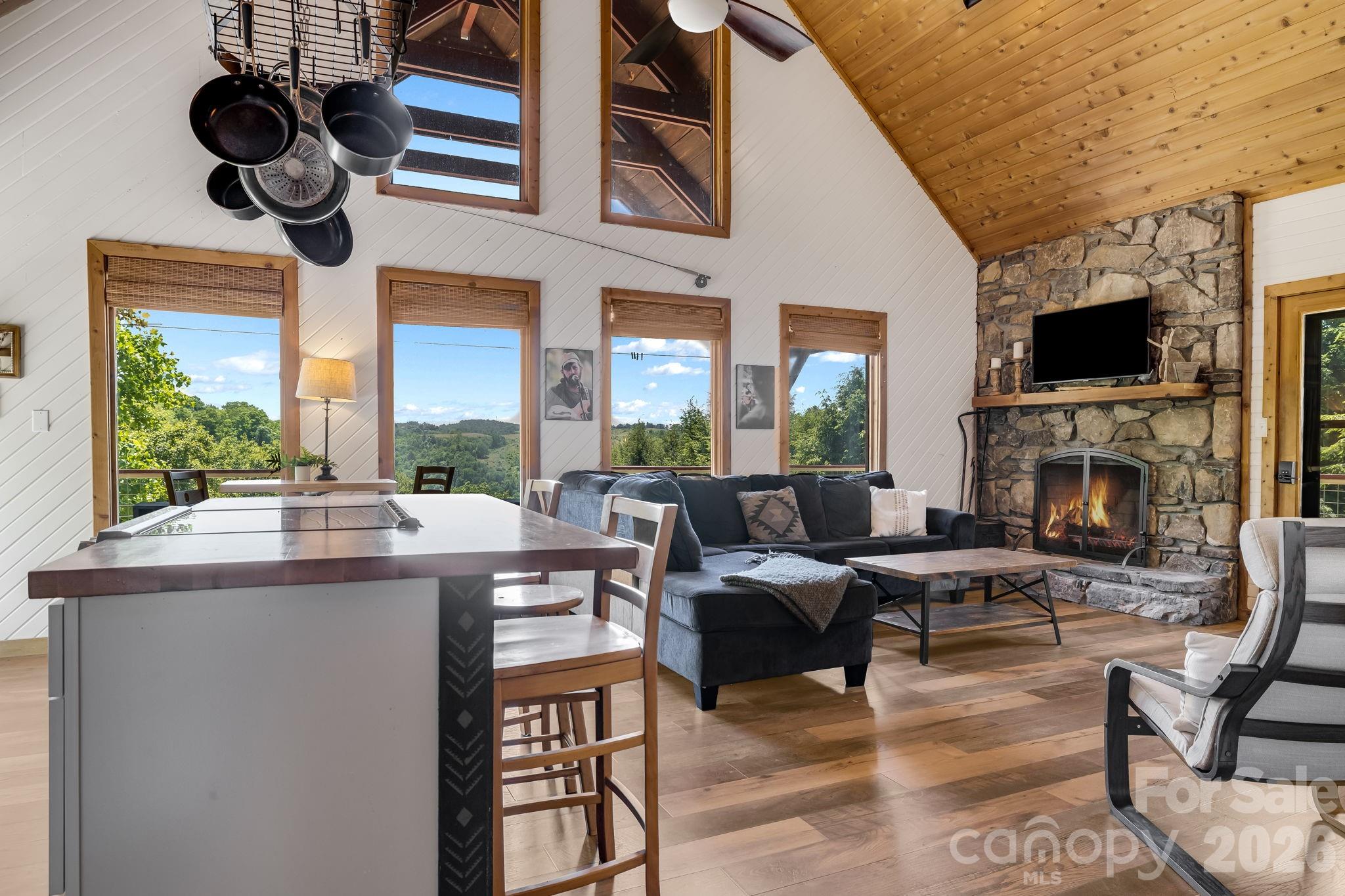 694 Boulder Road Marshall NC 28753