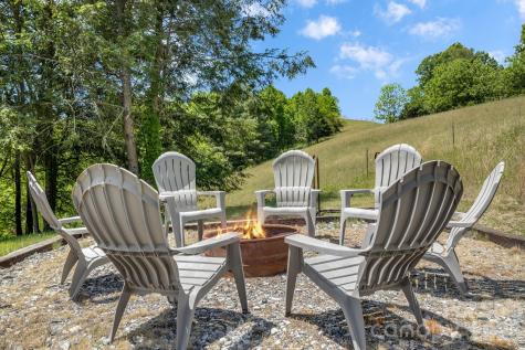 694 Boulder Road Marshall NC 28753
