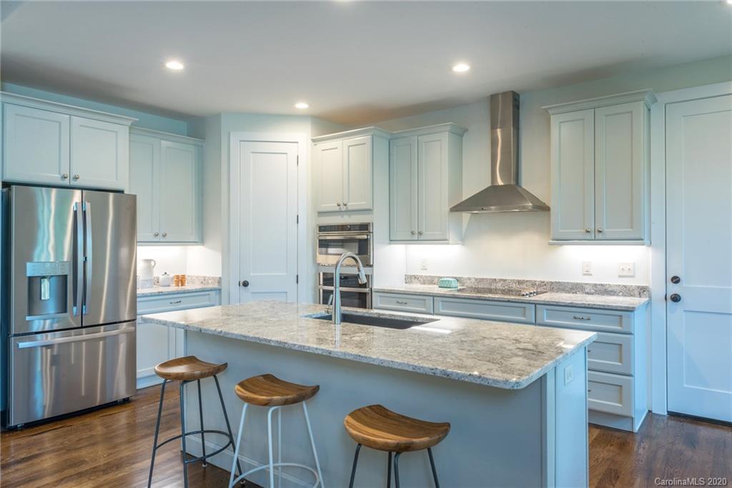28 Ledgestone Drive Fairview NC 28730