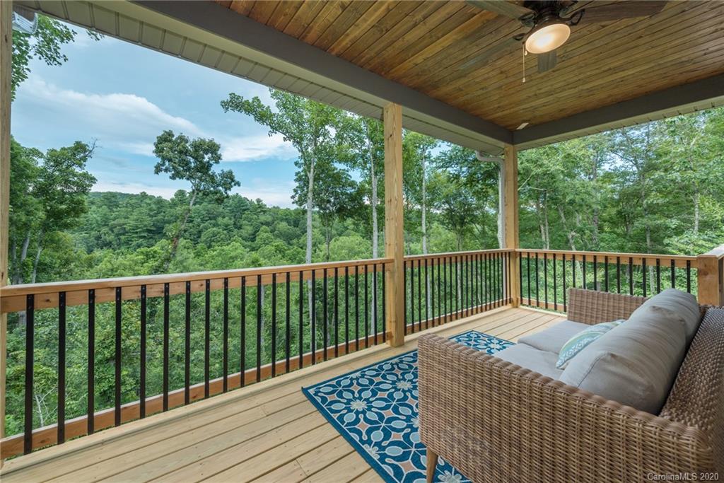 28 Ledgestone Drive Fairview NC 28730