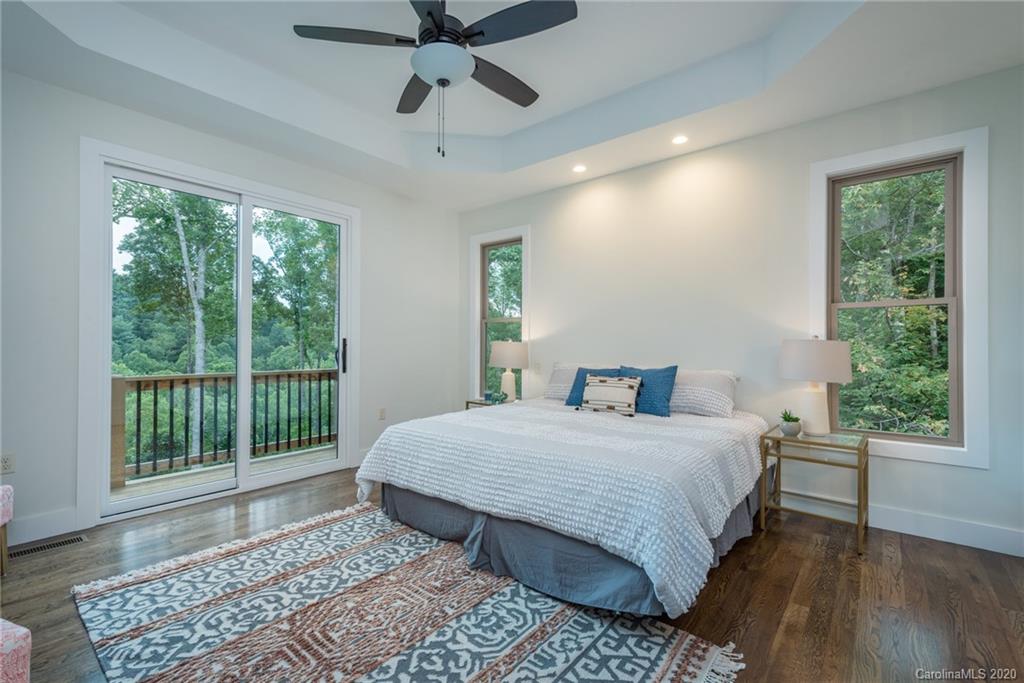 28 Ledgestone Drive Fairview NC 28730