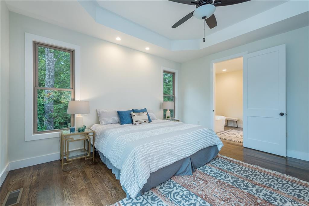 28 Ledgestone Drive Fairview NC 28730