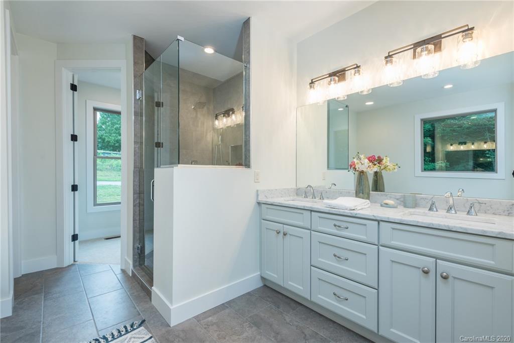 28 Ledgestone Drive Fairview NC 28730