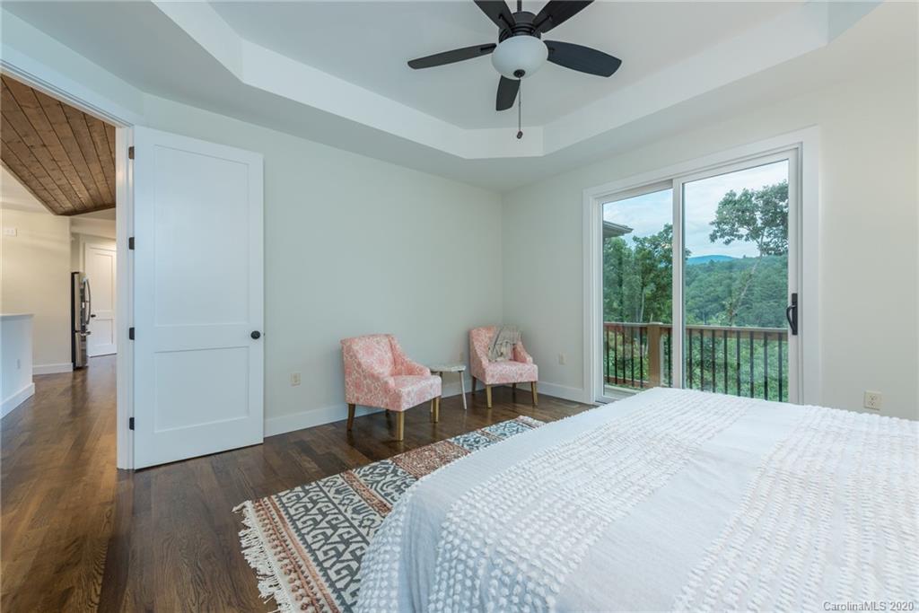 28 Ledgestone Drive Fairview NC 28730