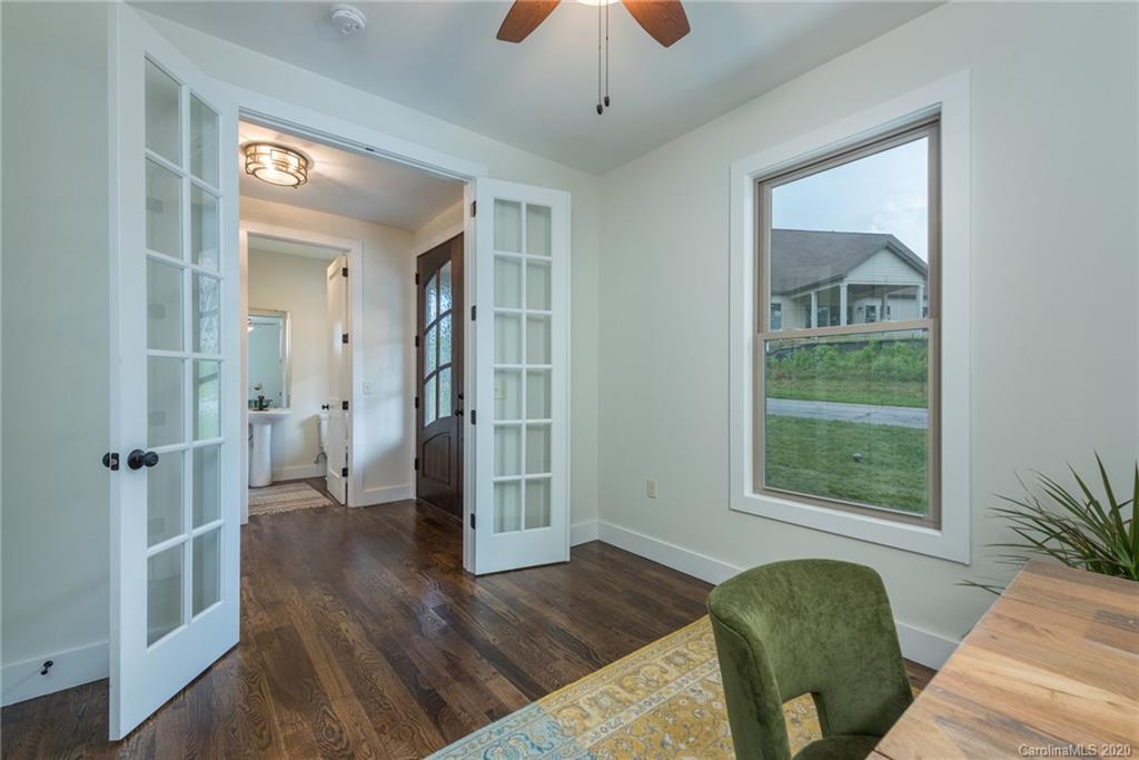 28 Ledgestone Drive Fairview NC 28730