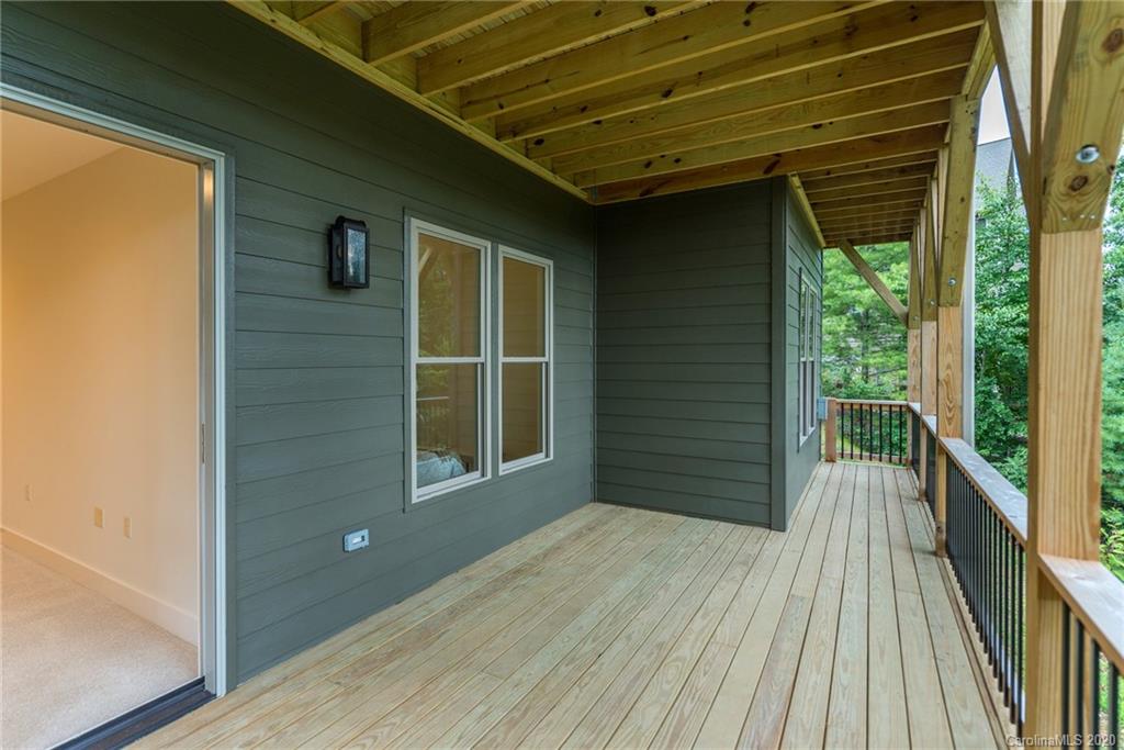 28 Ledgestone Drive Fairview NC 28730