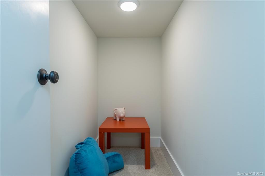 28 Ledgestone Drive Fairview NC 28730