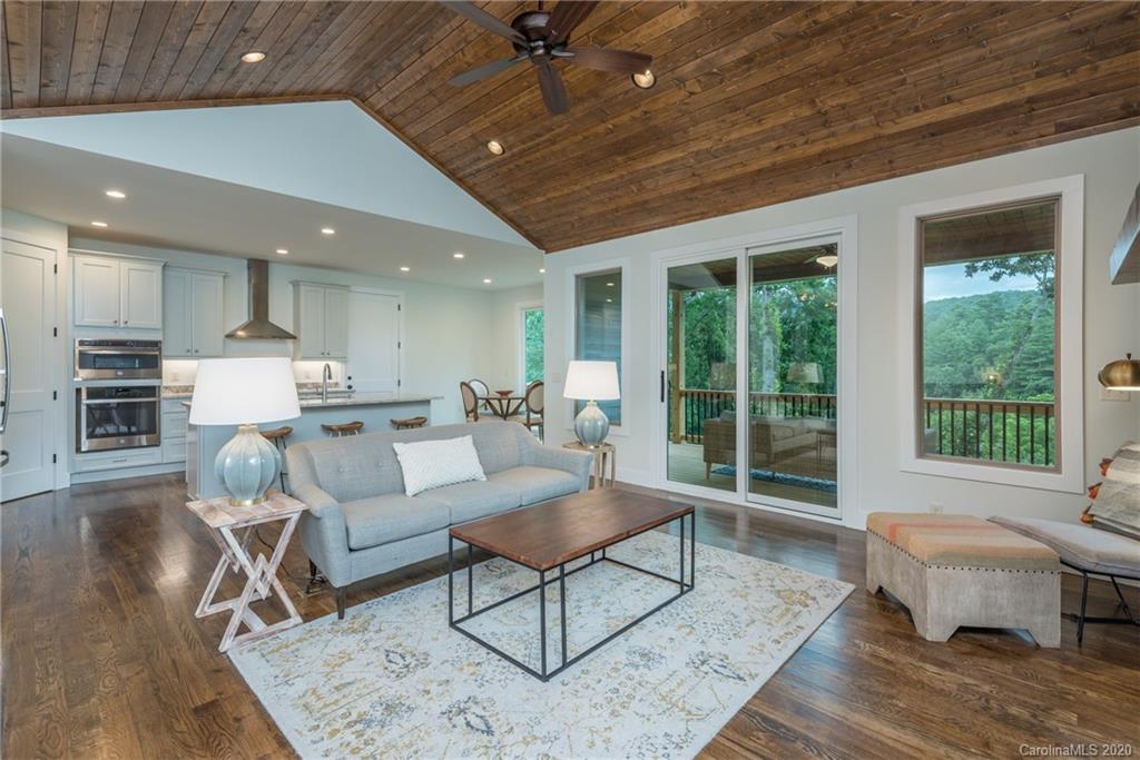 28 Ledgestone Drive Fairview NC 28730