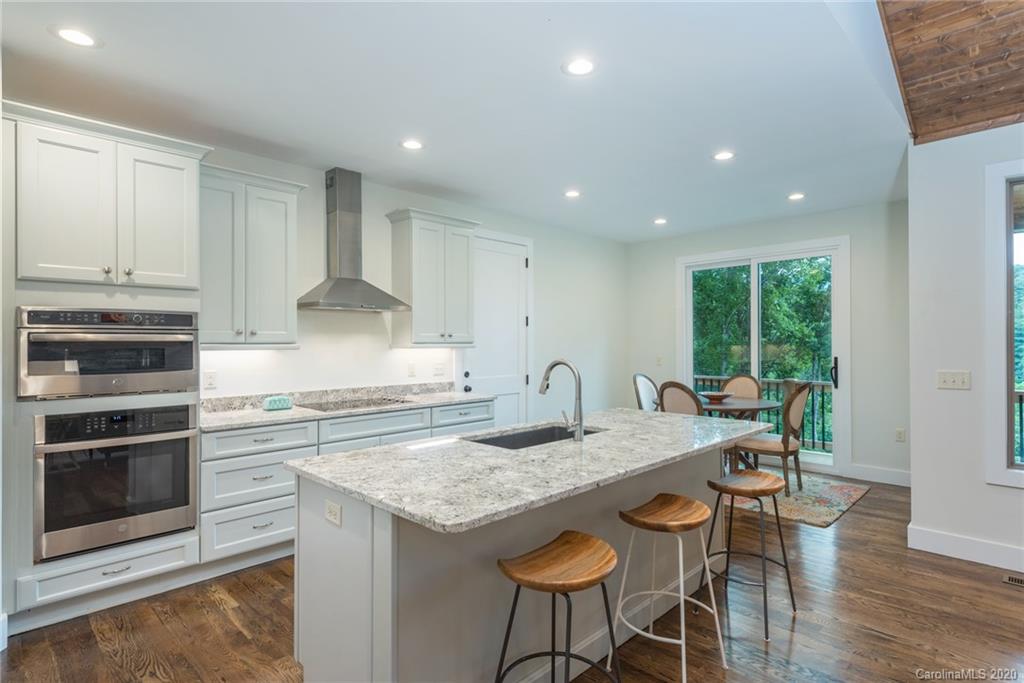 28 Ledgestone Drive Fairview NC 28730