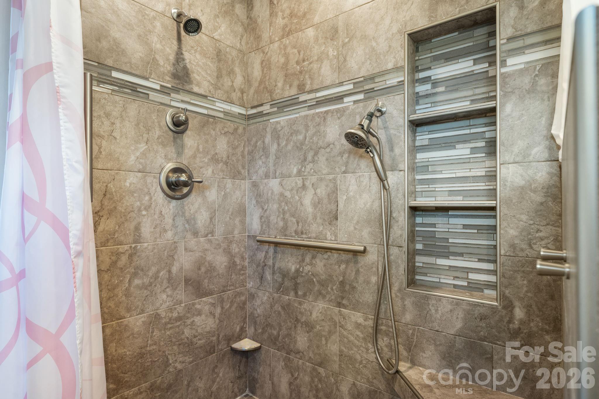 1801 Twin Ponds Drive Hickory NC 28602