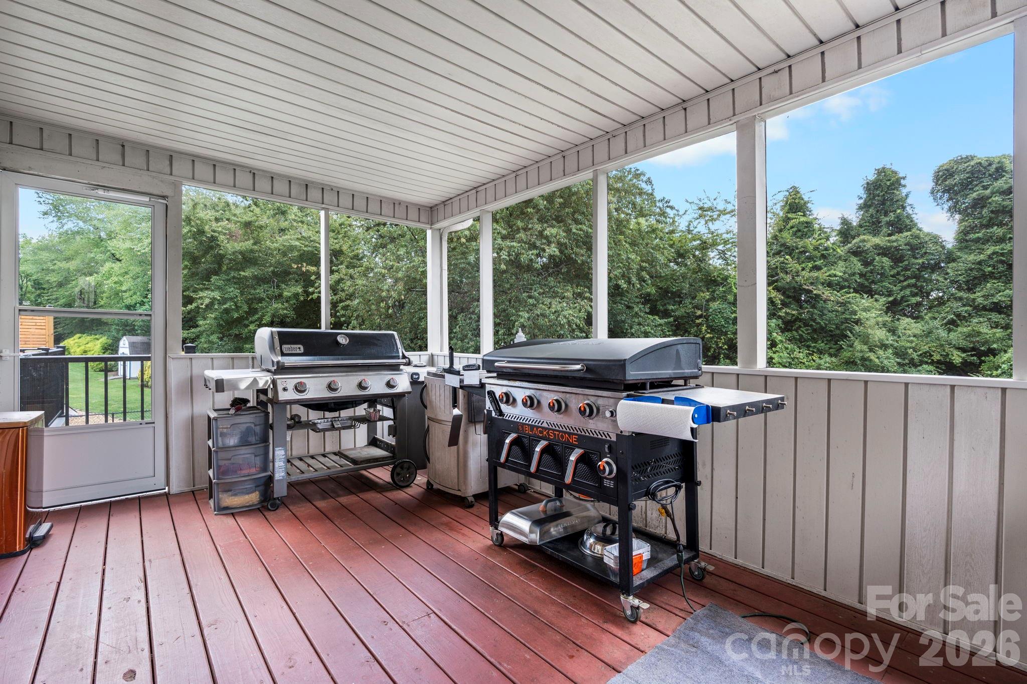 1801 Twin Ponds Drive Hickory NC 28602