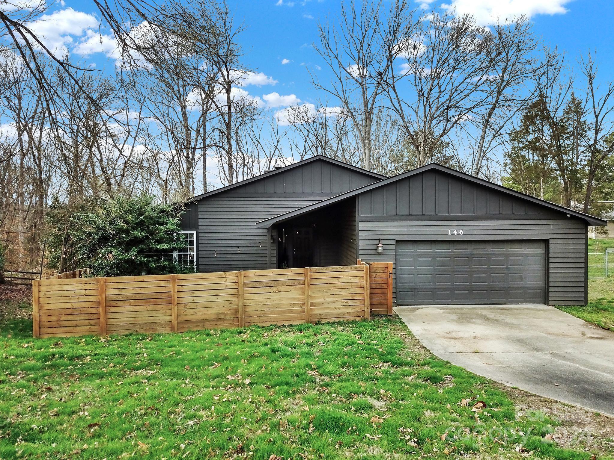 146 Vista Grande Circle Charlotte NC 28226