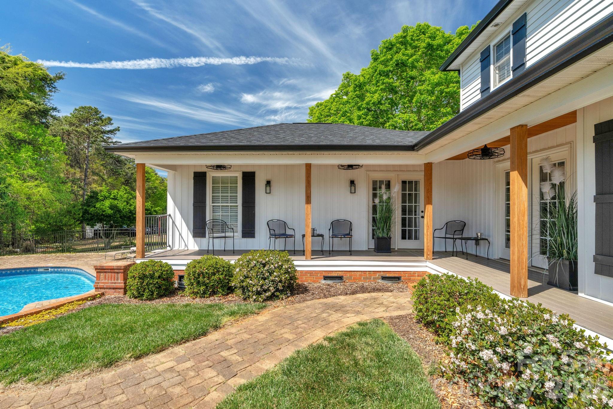 8698 Rocky River Road Harrisburg NC 28075