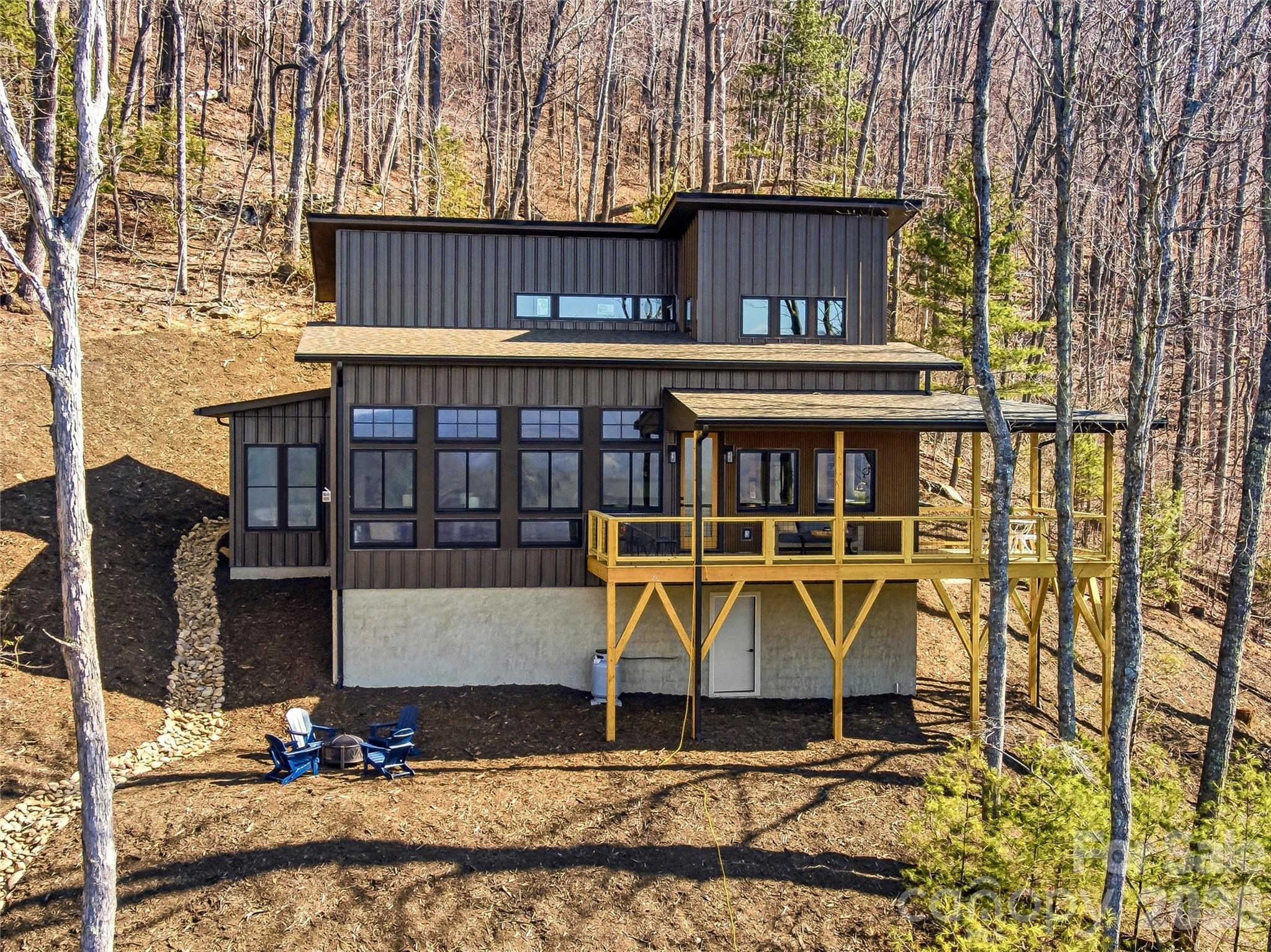 10 Nellie Bell Lane Swannanoa NC 28778