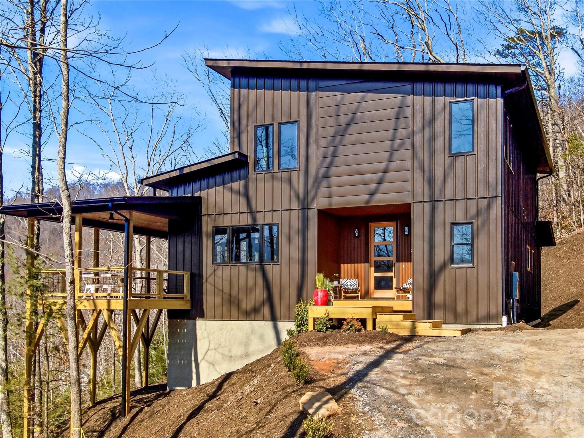 10 Nellie Bell Lane Swannanoa NC 28778