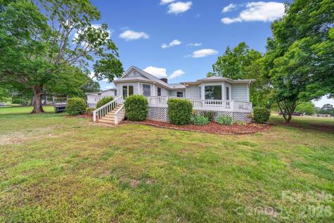 541 Harbor Road Norwood NC 28128