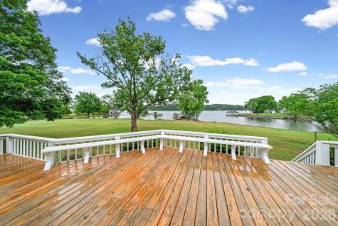 541 Harbor Road Norwood NC 28128