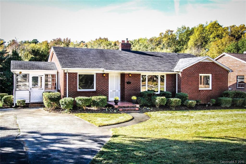 2620 Arnold Drive Charlotte NC 28205