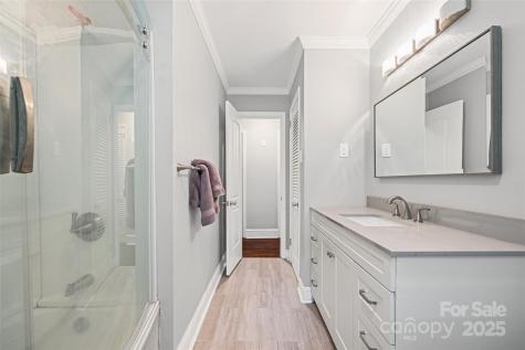1045 Dooley Drive Charlotte NC 28227
