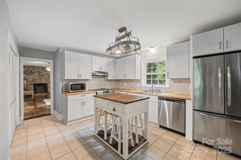 1045 Dooley Drive Charlotte NC 28227