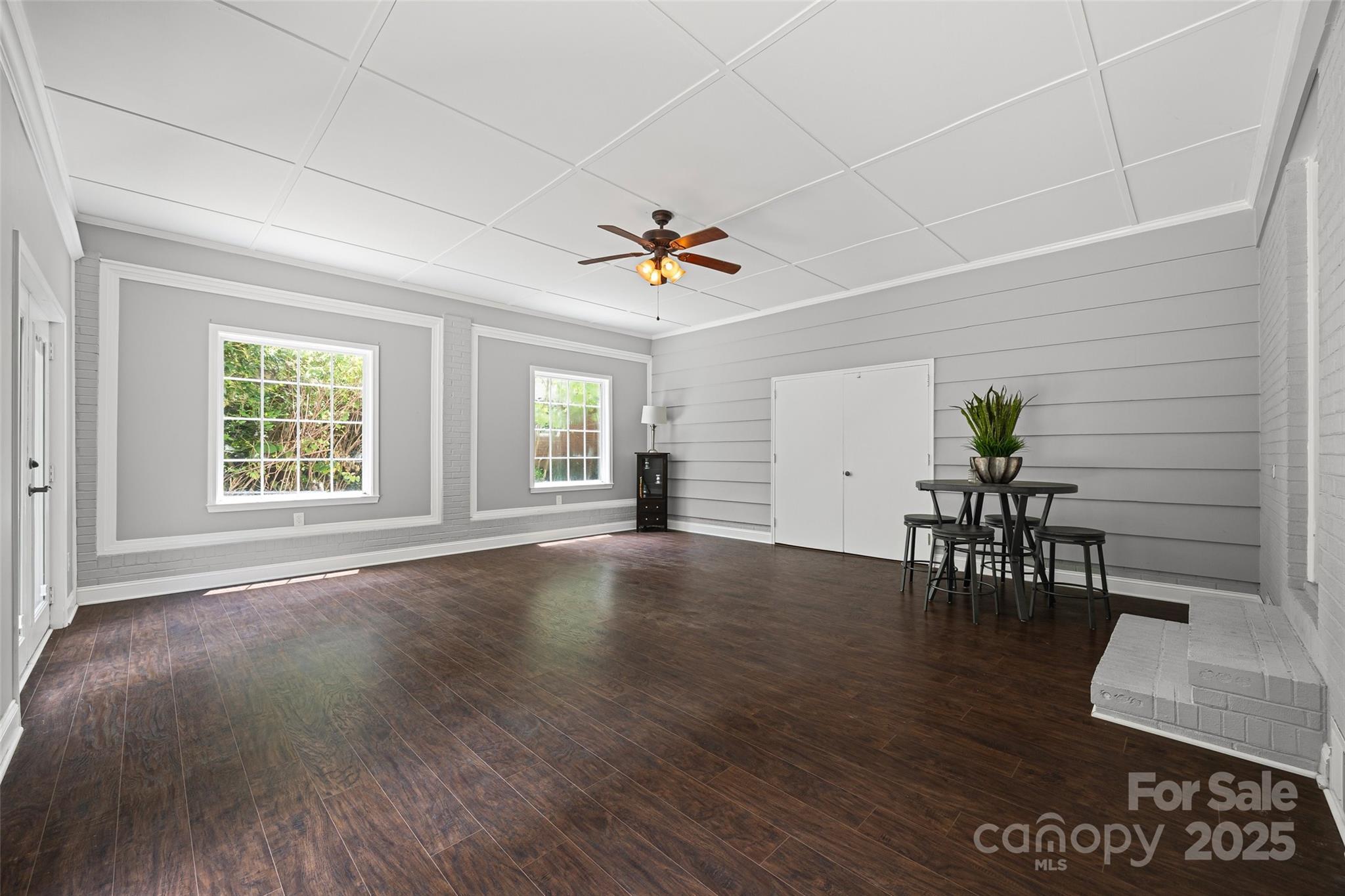 1045 Dooley Drive Charlotte NC 28227
