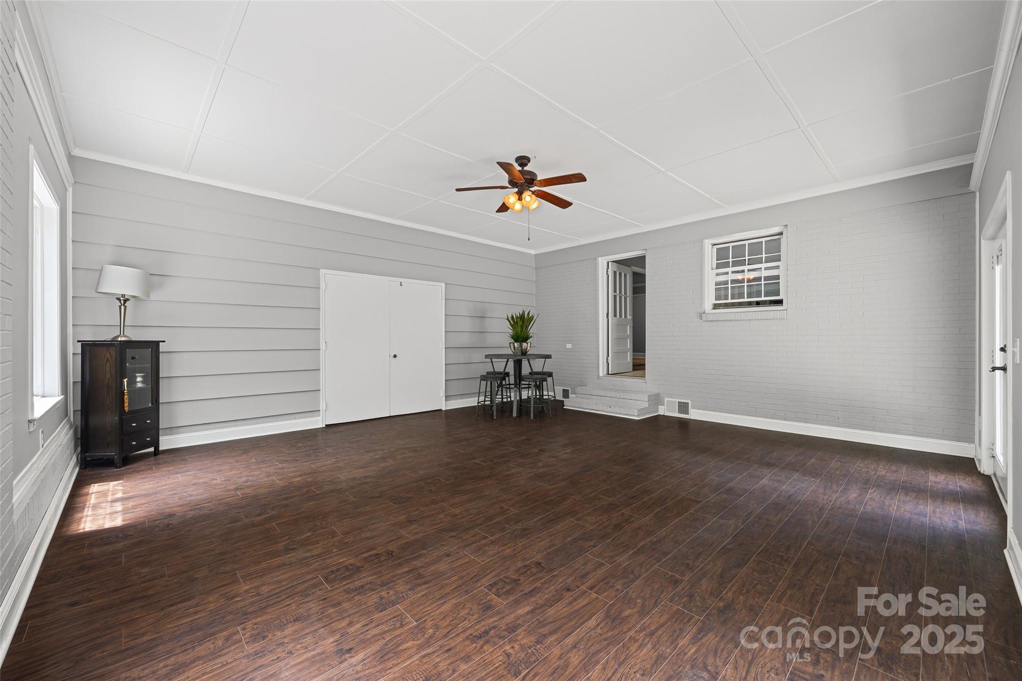 1045 Dooley Drive Charlotte NC 28227