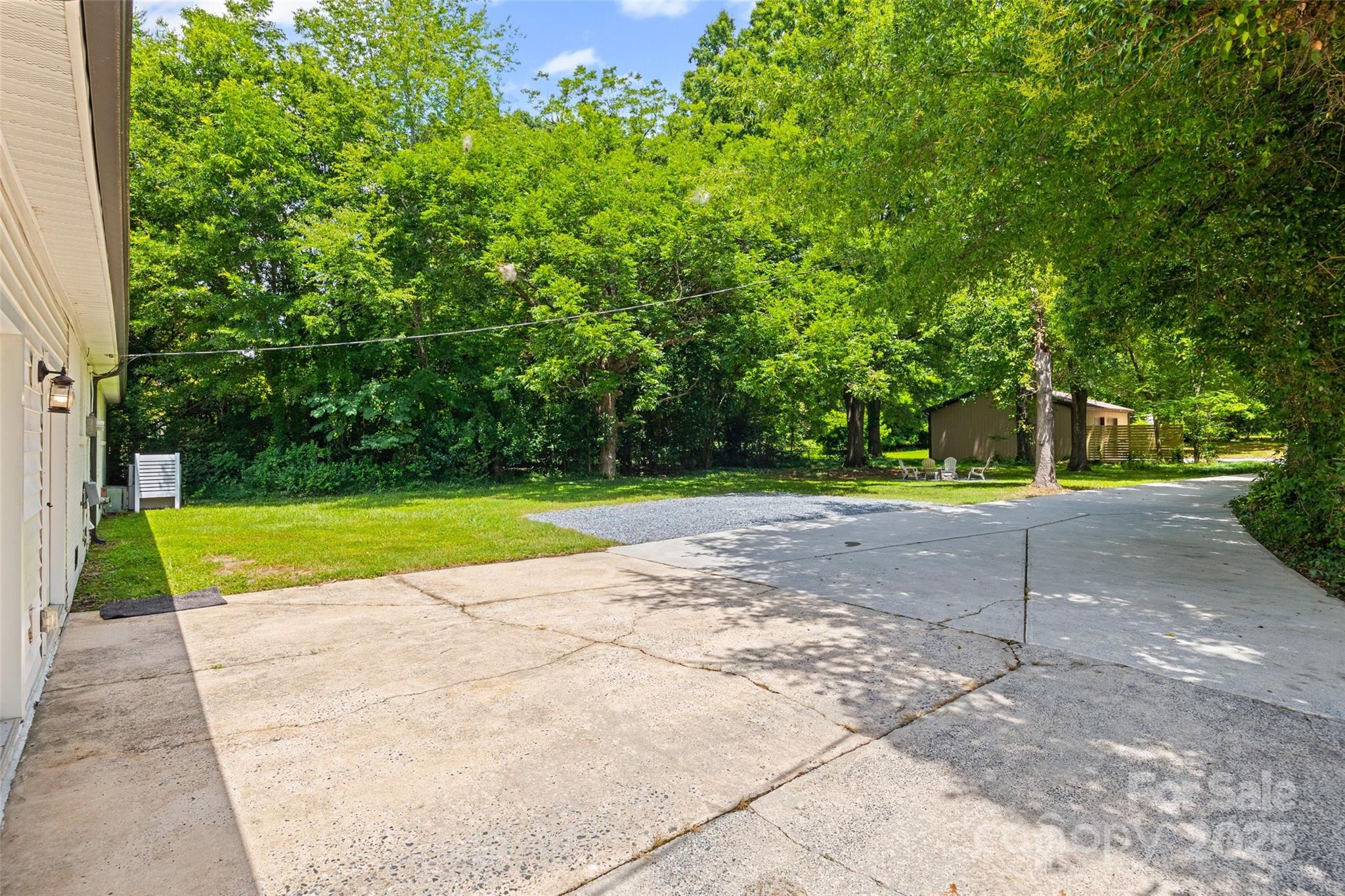 1045 Dooley Drive Charlotte NC 28227