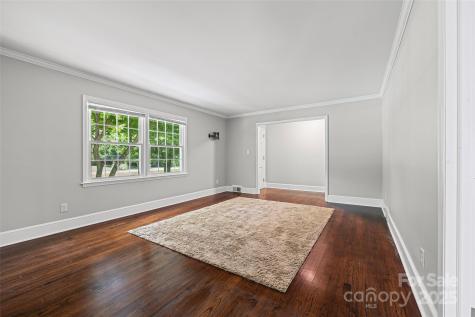 1045 Dooley Drive Charlotte NC 28227