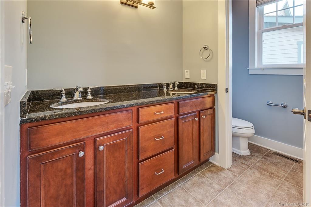 26 Craftsman Circle Asheville NC 28805