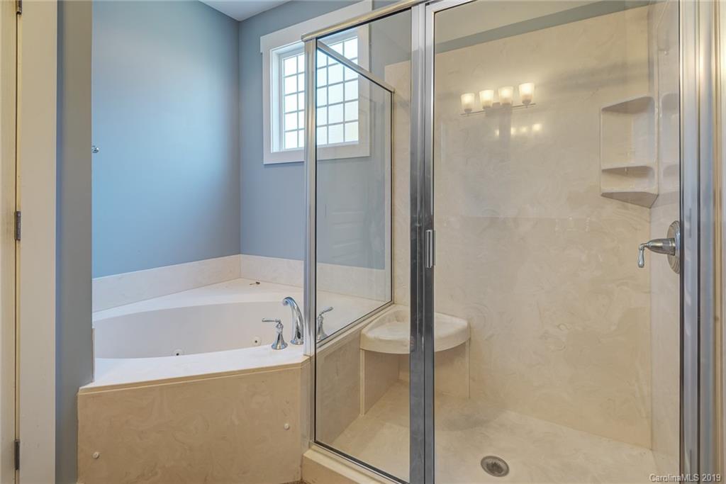 26 Craftsman Circle Asheville NC 28805