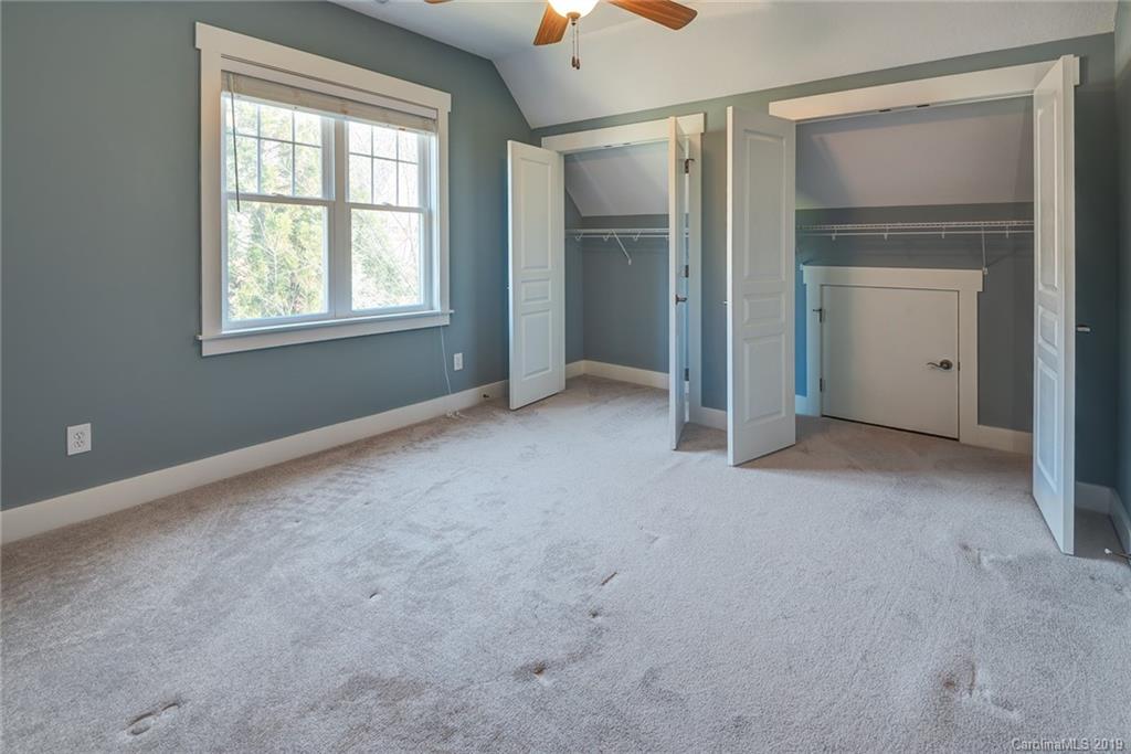 26 Craftsman Circle Asheville NC 28805