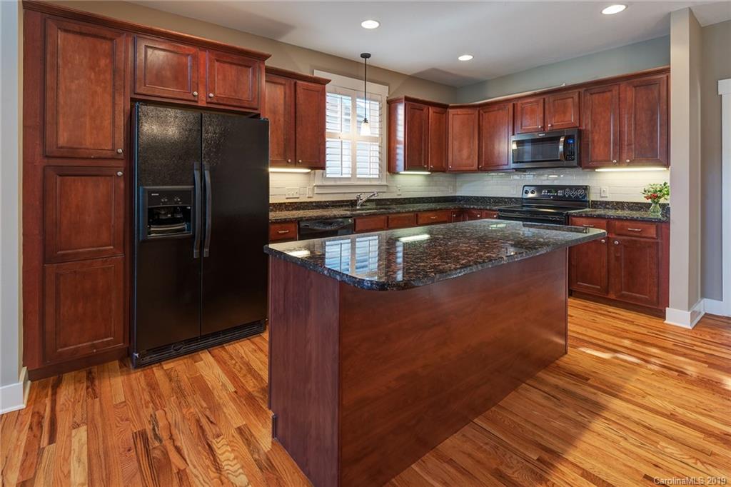 26 Craftsman Circle Asheville NC 28805