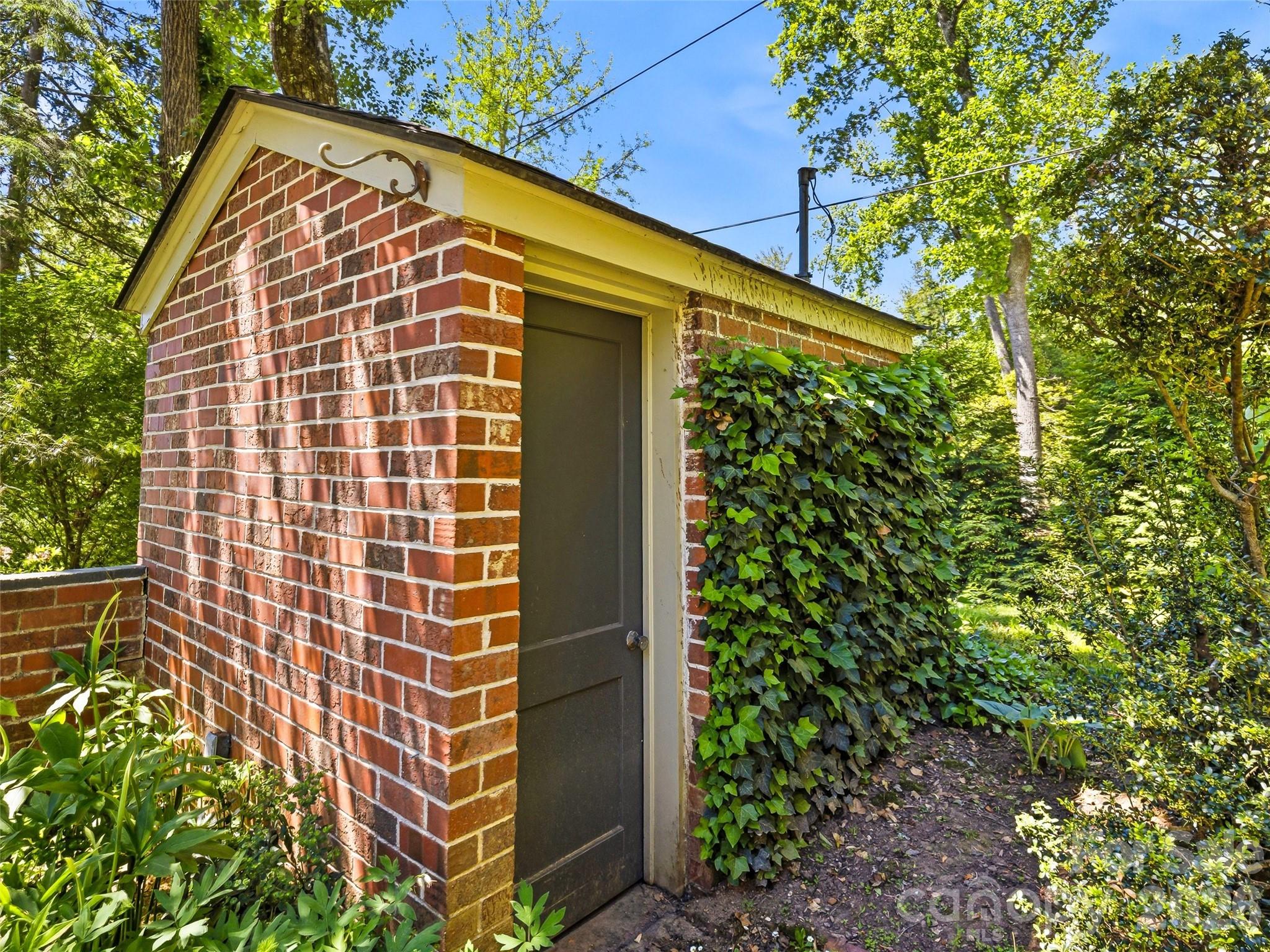 109 Stuyvesant Road Asheville NC 28803