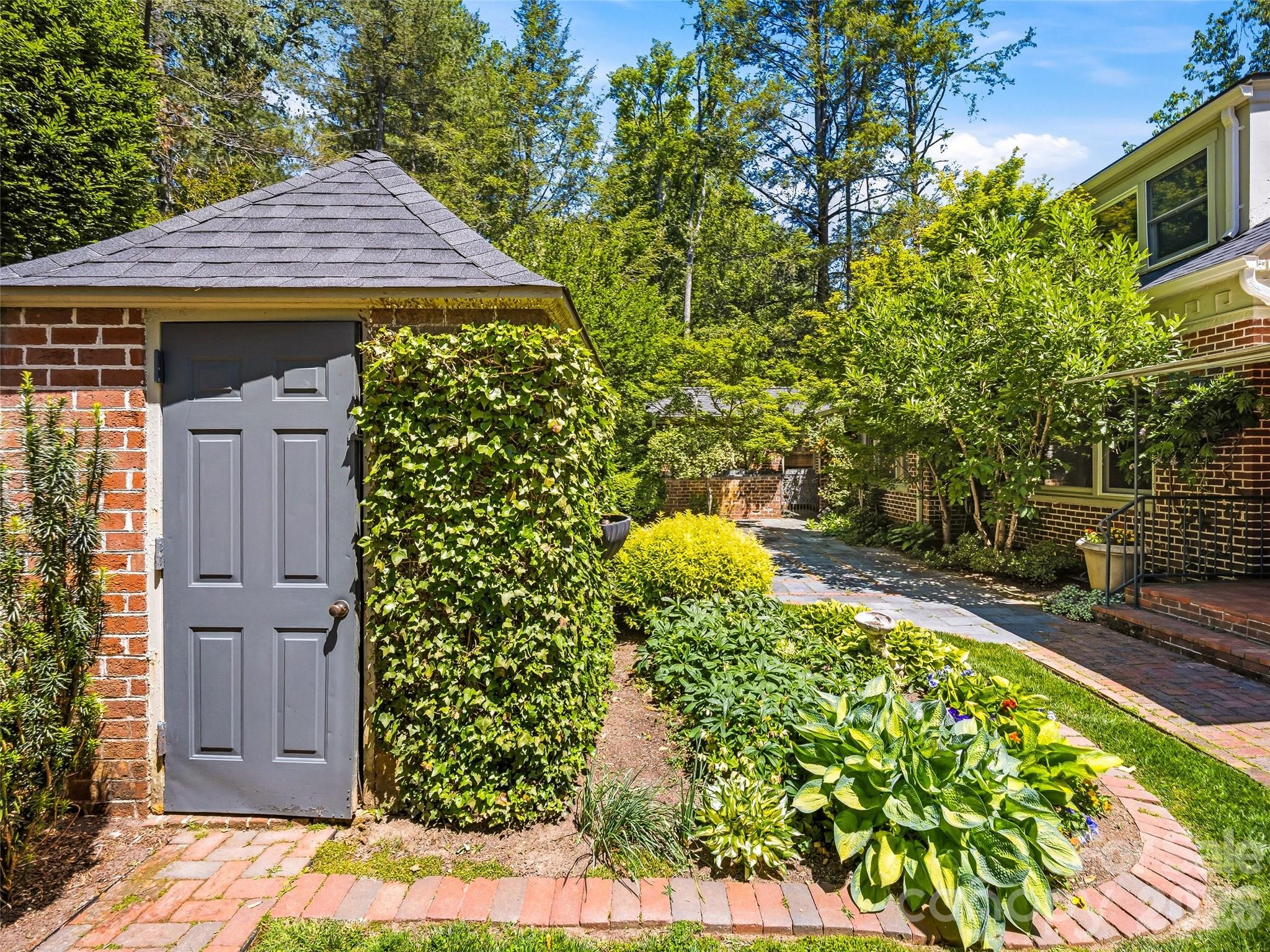 109 Stuyvesant Road Asheville NC 28803