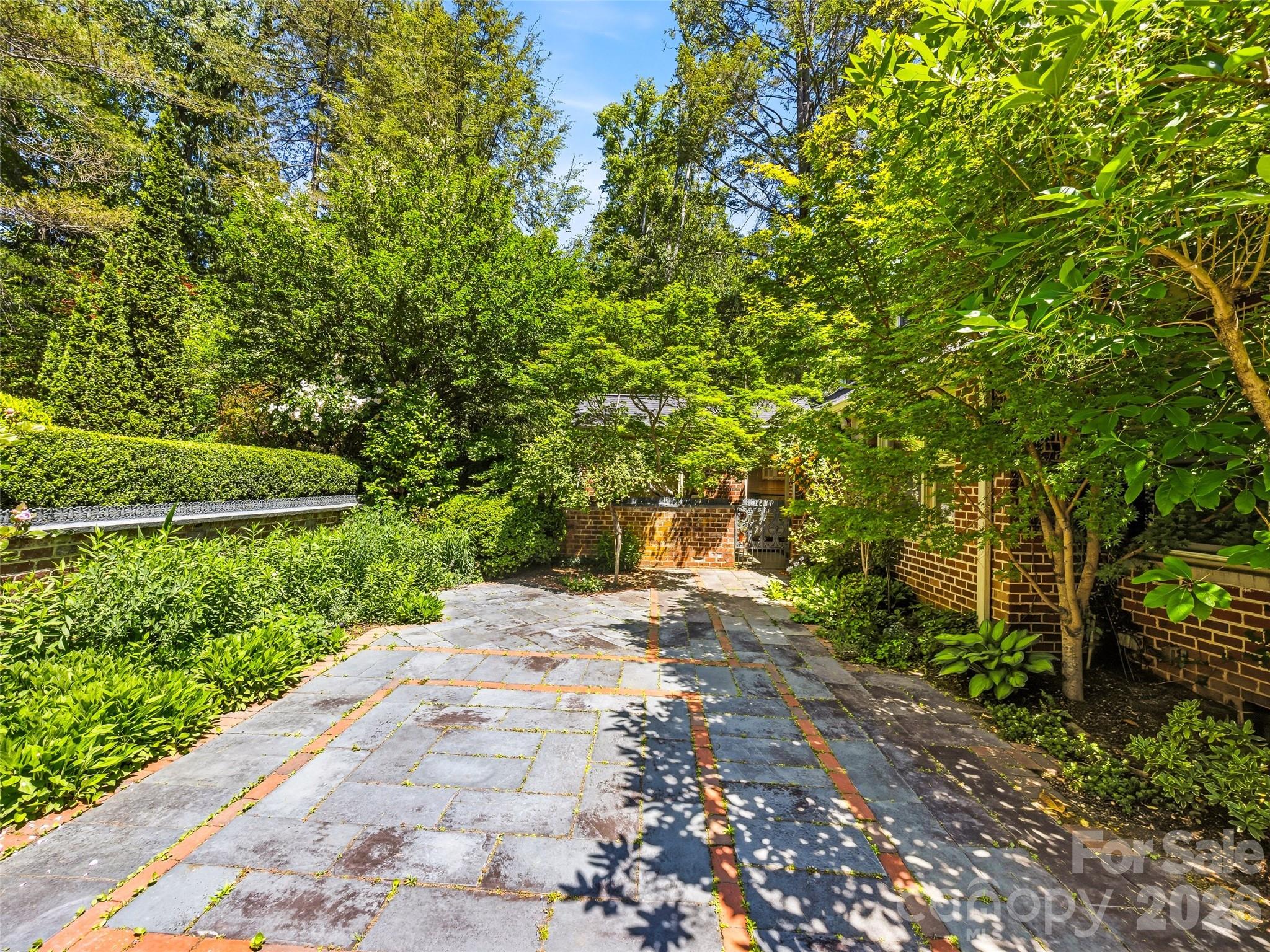 109 Stuyvesant Road Asheville NC 28803