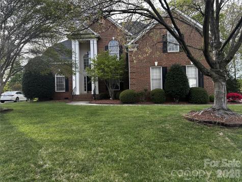 11025 Fountaingrove Drive Charlotte NC 28262