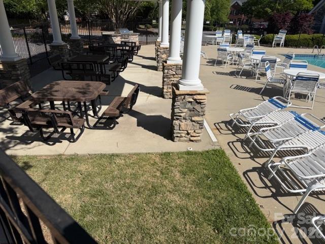 11025 Fountaingrove Drive Charlotte NC 28262