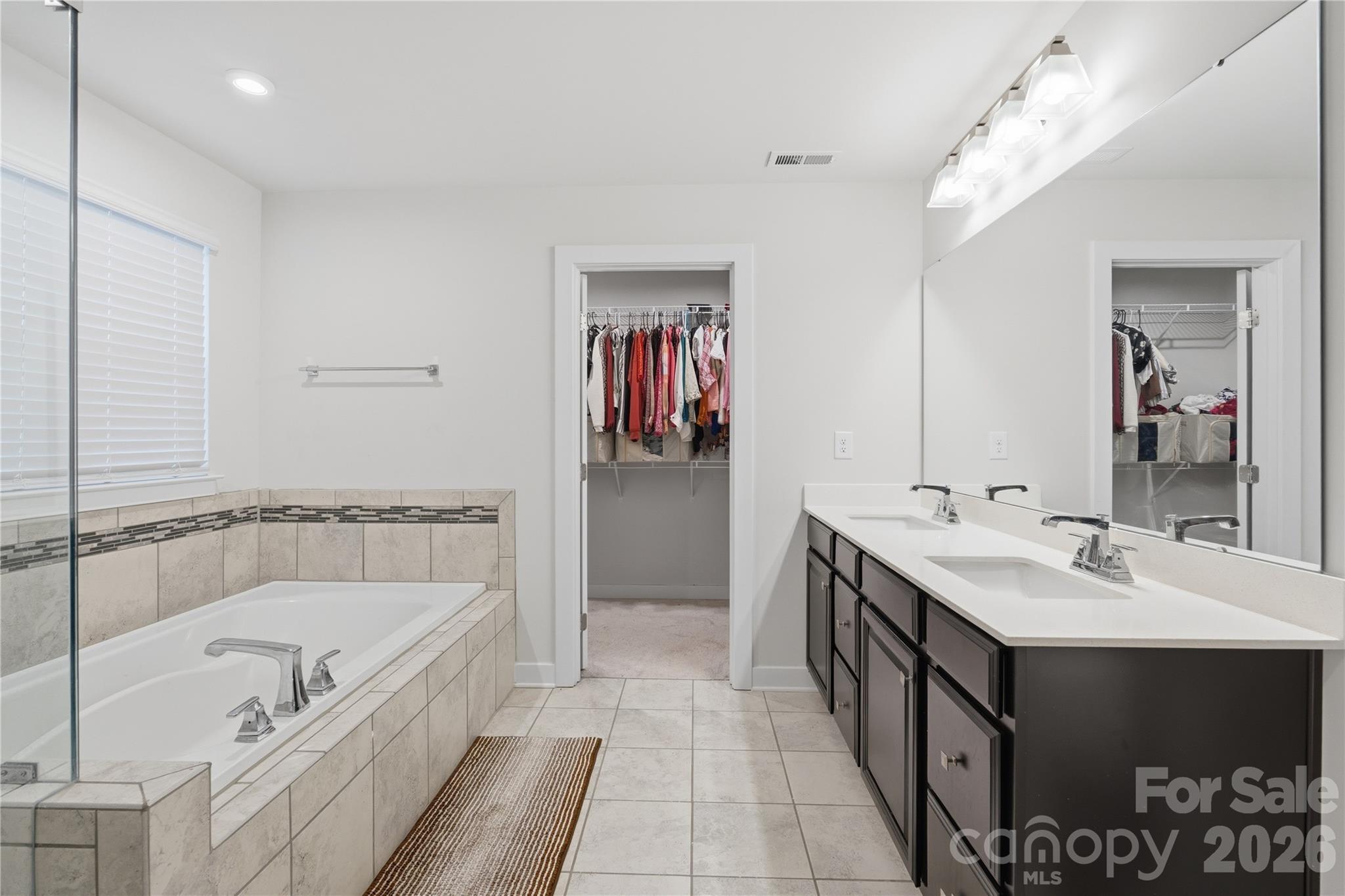 10158 Paper Birch Drive Charlotte NC 28215