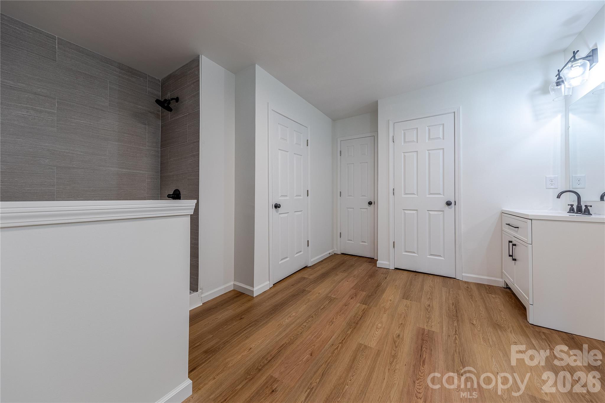 214 E Washington Avenue Bessemer City NC 28016