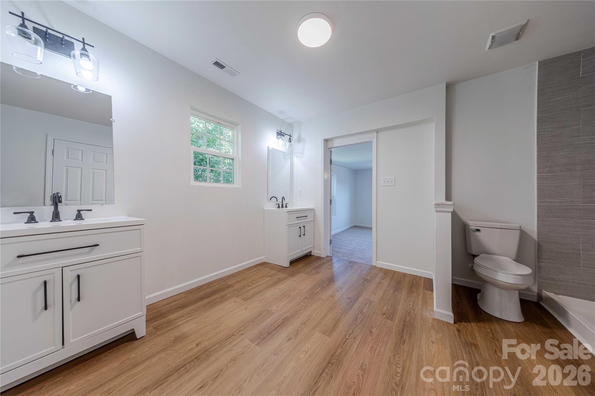 214 E Washington Avenue Bessemer City NC 28016