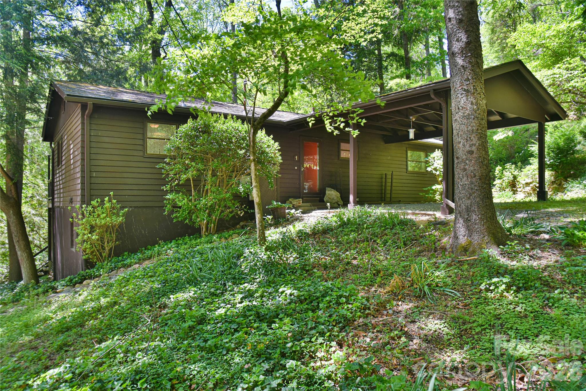 1 Hillcrest Lane Black Mountain NC 28711