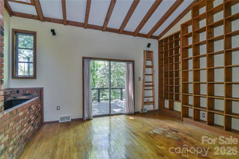 1 Hillcrest Lane Black Mountain NC 28711