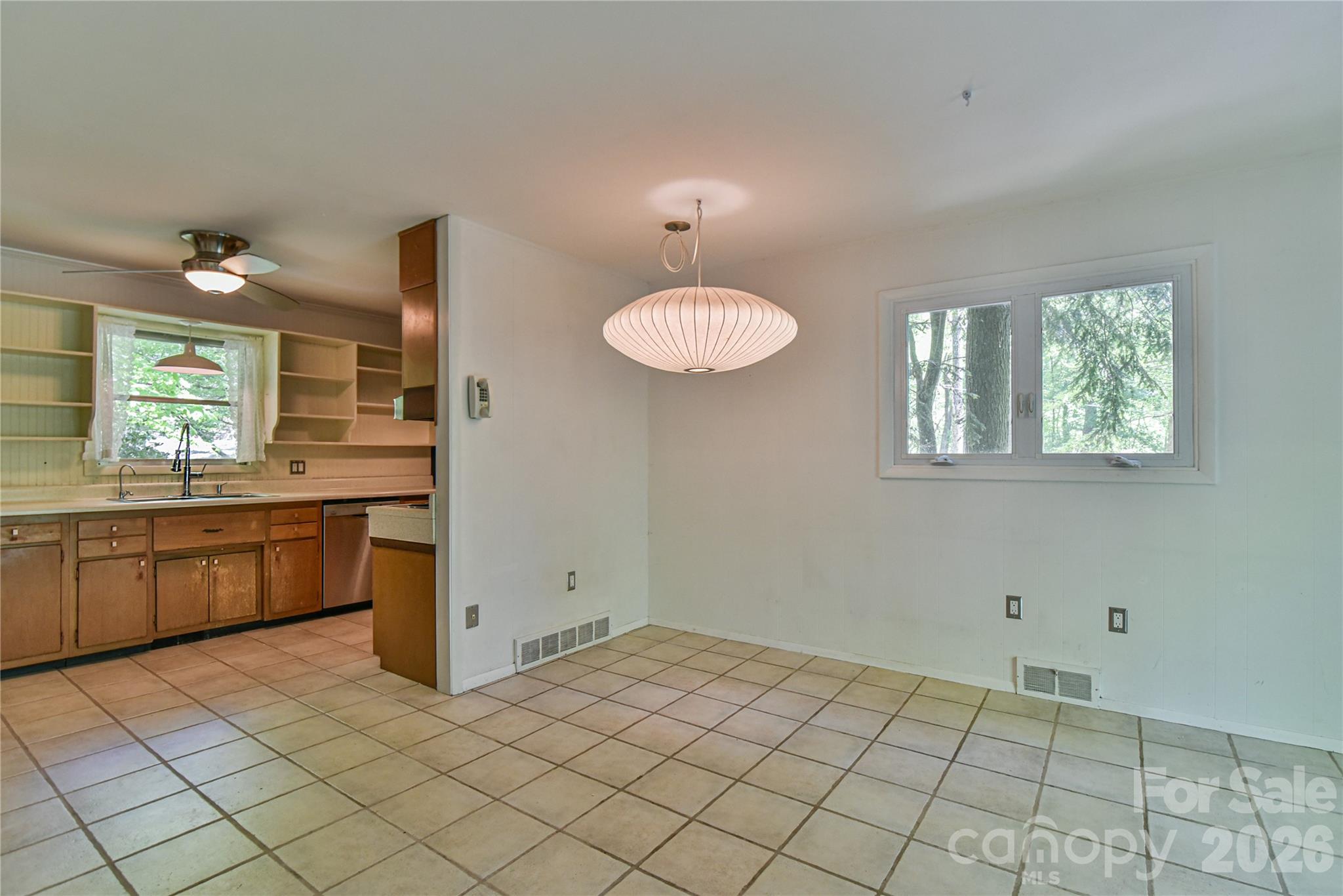 1 Hillcrest Lane Black Mountain NC 28711