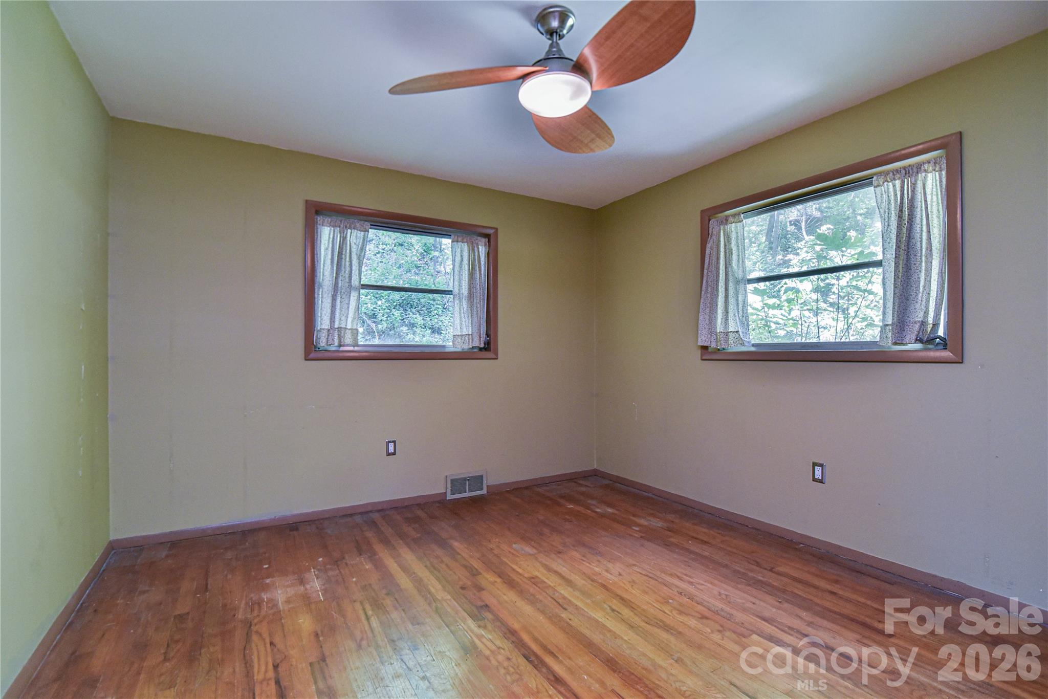 1 Hillcrest Lane Black Mountain NC 28711
