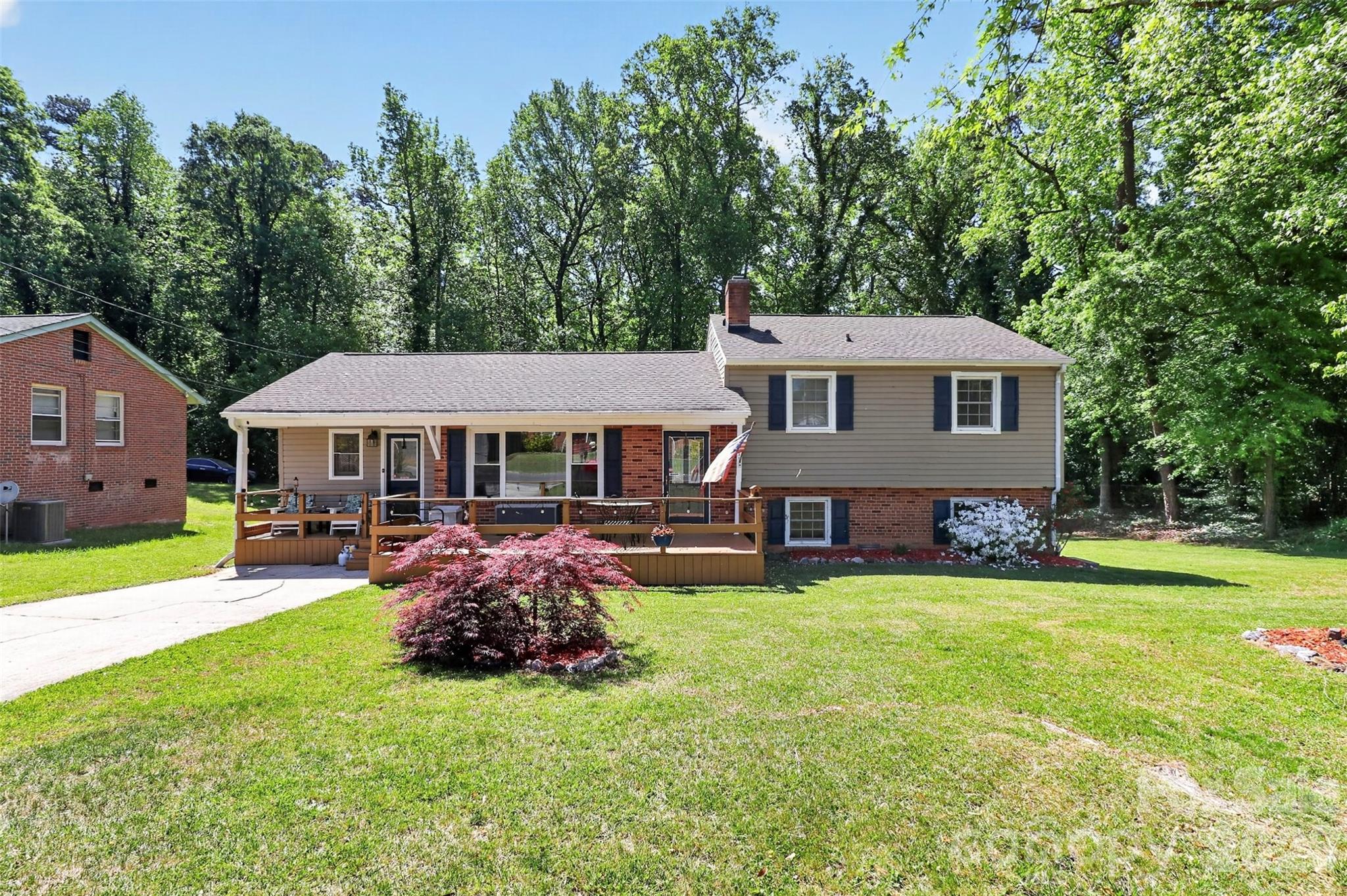 2111 Parkdale Avenue Gastonia NC 28052