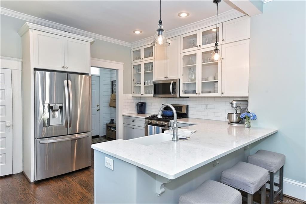 417 Hawthorne Lane Charlotte NC 28204