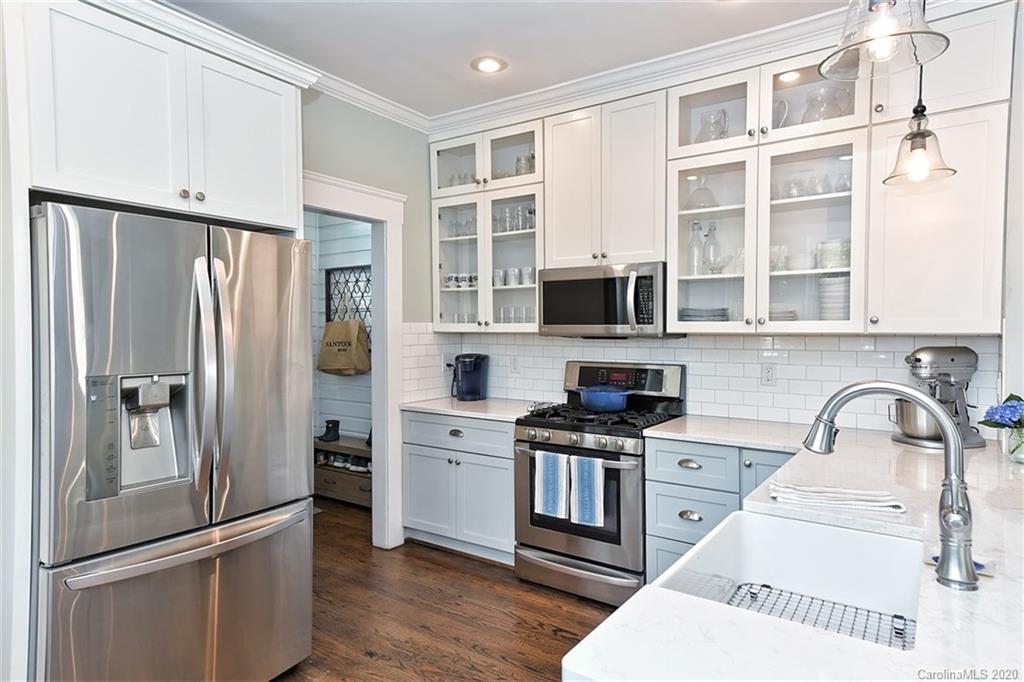 417 Hawthorne Lane Charlotte NC 28204