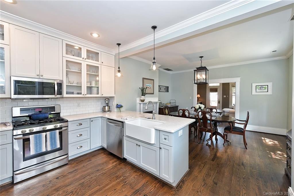 417 Hawthorne Lane Charlotte NC 28204